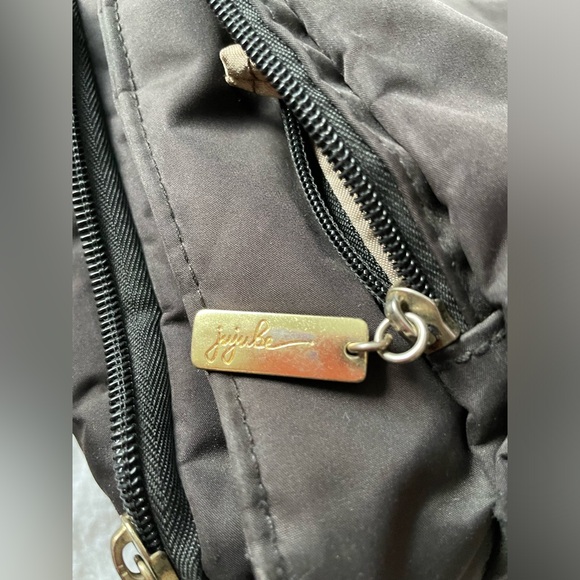 Ju-ju-be legacy diaper bag - Picture 11 of 16
